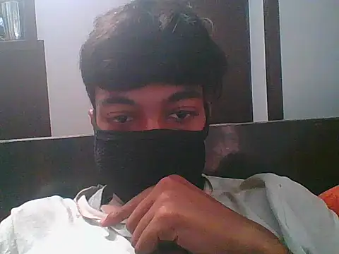 Snapshot of adarsh_music chatting on 07/23/26, 10:34 adarsh music online show from 07/23/26, 10:34