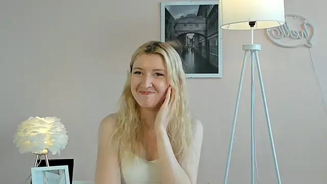 Snapshot of JettaBilello chatting on 07/16/26, 10:12 JettaBilello online show from 07/16/26, 10:12