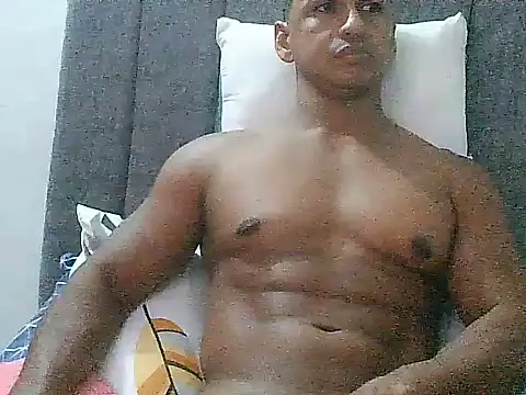 Snapshot of brandom35 chatting on 07/14/26, 05:41 brandom35 online show from 07/14/26, 05:41