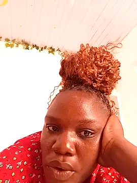 Snapshot of sweetmiimii chatting on 07/16/26, 02:58 sweetmiimii online show from 07/16/26, 02:58