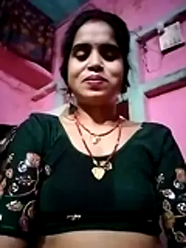 Simran Love143 online show from 07/17/26, 03:53