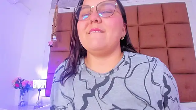 Snapshot of AmberrRossee chatting on 07/21/26, 04:08 AmberrRossee online show from 07/21/26, 04:08