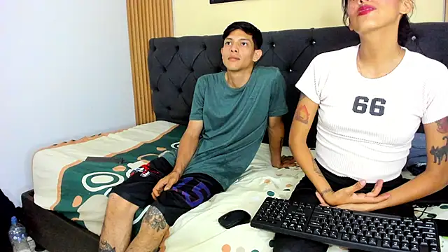KimAndYorky online show from 07/22/26, 07:38
