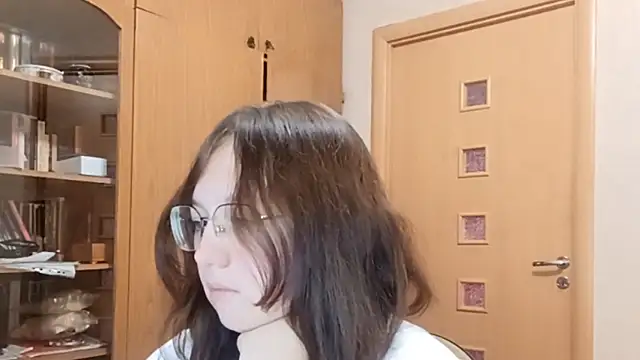 AmeliaHomes online show from 07/16/26, 05:15