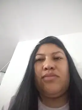 Snapshot of vaalentina_cortes chatting on 07/18/26, 02:53 vaalentina cortes online show from 07/18/26, 02:53
