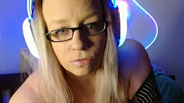 XxMs StarzxX online show from 01/23/25, 01:19