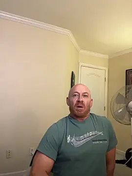 Snapshot of brotein369 chatting on 02/18/26, 08:44 brotein369 online show from 02/18/26, 08:44