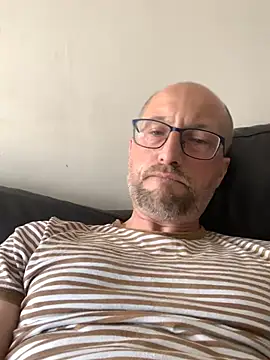 Rosbif69 online show from 07/16/26, 02:14