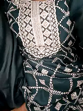 Jhunaki-Couple online show from 07/17/26, 05:43