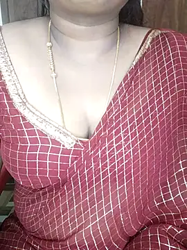 Snapshot of Tamil_hot_Shalini chatting on 07/18/26, 08:56 Tamil hot Shalini online show from 07/18/26, 08:56
