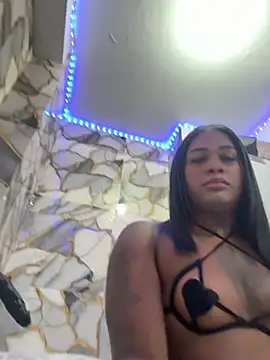 Snapshot of nicol_black1 chatting on 07/17/26, 08:00 nicol black1 online show from 07/17/26, 08:00