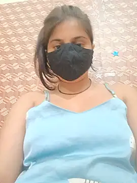 Snapshot of Mansi_p chatting on 07/17/26, 11:29 Mansi p online show from 07/17/26, 11:29