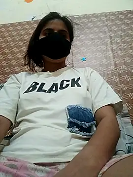 Snapshot of Mansi_p chatting on 07/18/26, 03:04 Mansi p online show from 07/18/26, 03:04