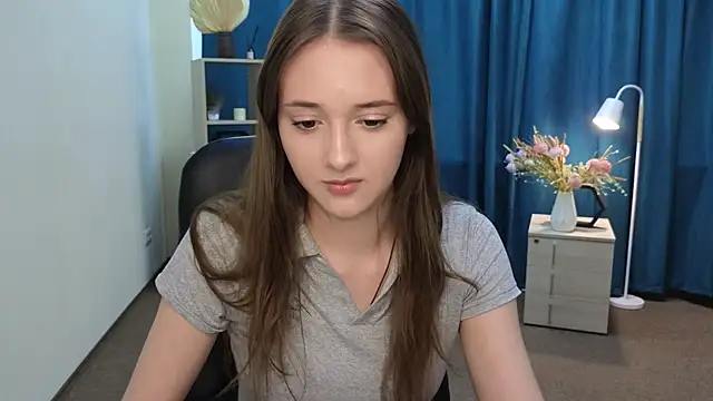 Snapshot of CatherineHalbert chatting on 07/19/26, 09:17 CatherineHalbert online show from 07/19/26, 09:17