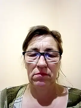 Snapshot of velvetsky651 chatting on 07/20/26, 06:21 velvetsky651 online show from 07/20/26, 06:21