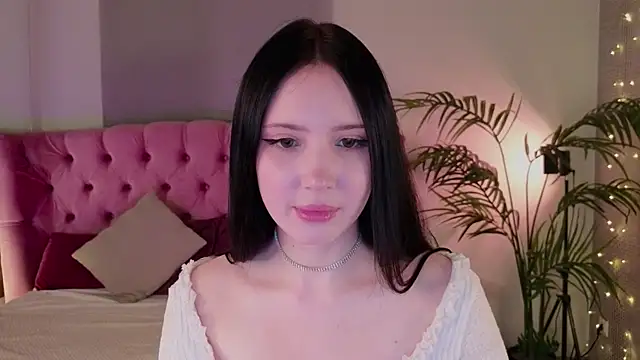 Snapshot of GraceMonroes chatting on 07/21/26, 02:07 GraceMonroes online show from 07/21/26, 02:07