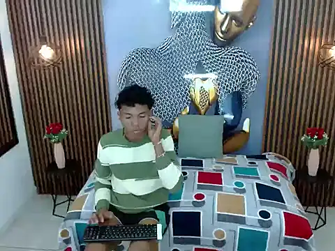 Snapshot of AlessandroBlack_ chatting on 07/20/26, 08:11 AlessandroBlack online show from 07/20/26, 08:11