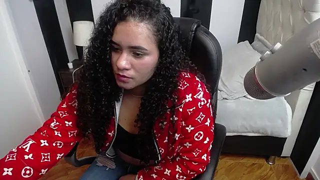 aurora scott online show from 07/17/26, 10:18