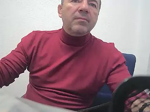 gabriel9  online show from 04/21/26, 07:48