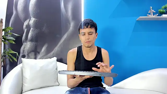 Snapshot of Nixen_Casillas chatting on 07/18/26, 11:35 Nixen Casillas online show from 07/18/26, 11:35