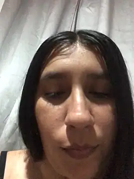 Snapshot of Foxy_April chatting on 07/18/26, 01:36 Foxy April online show from 07/18/26, 01:36