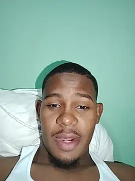 Snapshot of luis_LK chatting on 07/18/26, 01:14 luis LK online show from 07/18/26, 01:14