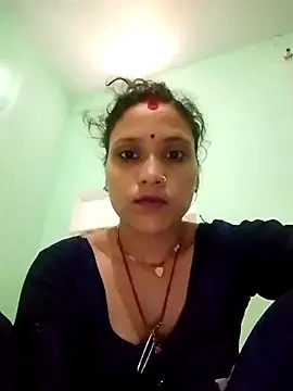 manisapal03 online show from 07/25/26, 09:28