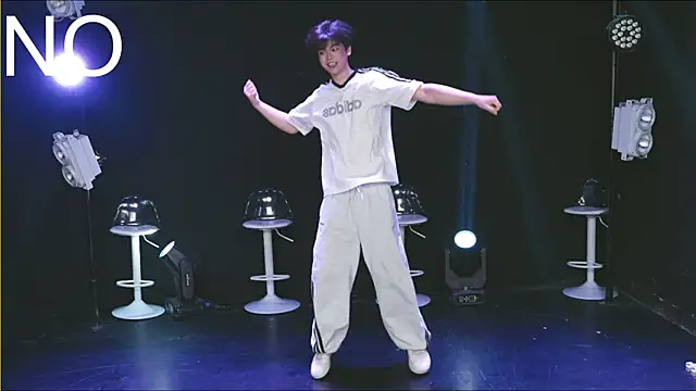 Snapshot of Dance-Teacher chatting on 07/21/26, 05:31 Dance-Teacher online show from 07/21/26, 05:31