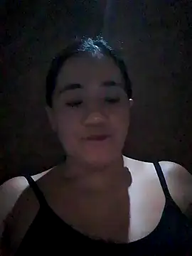 Snapshot of Sweetyan19 chatting on 07/19/26, 12:46 Sweetyan19 online show from 07/19/26, 12:46