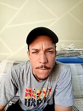 Snapshot of WillemPine chatting on 07/21/26, 02:51 WillemPine online show from 07/21/26, 02:51