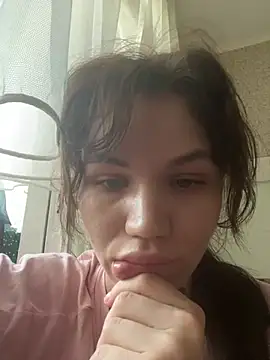 Snapshot of helly_dan chatting on 07/18/26, 03:42 helly dan online show from 07/18/26, 03:42