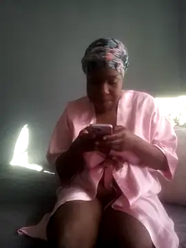 Snapshot of Mrs_Chocolate22 chatting on 07/20/26, 07:49 Mrs Chocolate22 online show from 07/20/26, 07:49