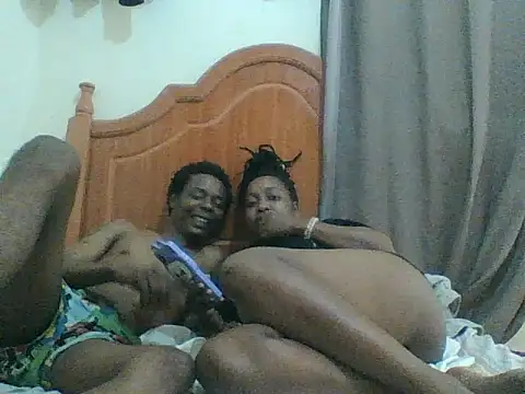Snapshot of KinkyHotLovers chatting on 07/18/26, 08:28 KinkyHotLovers online show from 07/18/26, 08:28