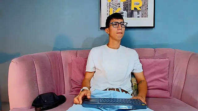 Keny Romero online show from 07/22/26, 03:36