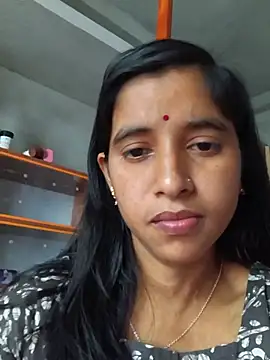 Snapshot of snehadas3345 chatting on 07/19/26, 10:01 snehadas3345 online show from 07/19/26, 10:01