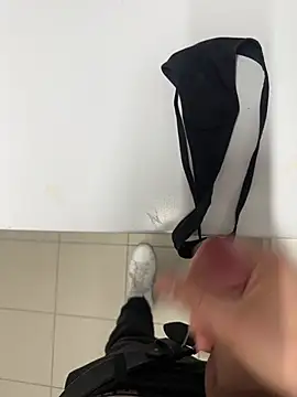 swissboy22 online show from 03/28/26, 12:00