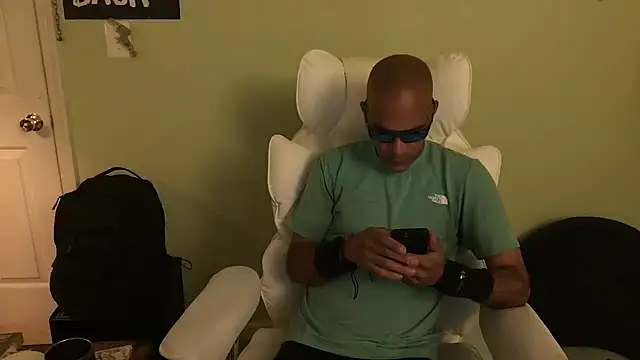 Snapshot of Roman_Sebastian chatting on 07/20/26, 01:46 Roman Sebastian online show from 07/20/26, 01:46