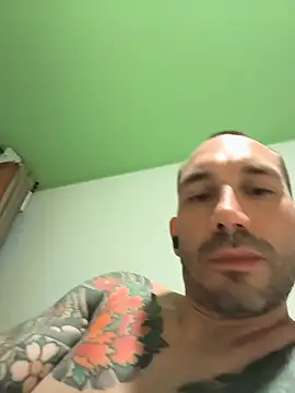 Snapshot of Leo_Irezumi chatting on 07/26/26, 04:19 Leo Irezumi online show from 07/26/26, 04:19