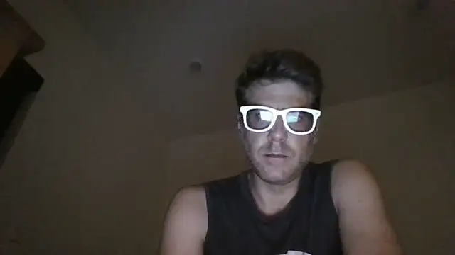 Snapshot of JohnnyABottom chatting on 07/21/26, 06:59 JohnnyABottom online show from 07/21/26, 06:59