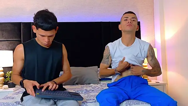Dylan Thiago  online show from 07/22/26, 08:11
