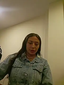 caroline bennett online show from 07/24/26, 07:54