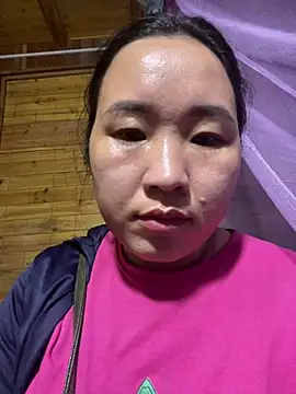 vyanh1 online show from 07/22/26, 10:39