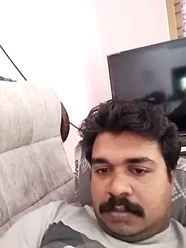 Snapshot of Anuu02 chatting on 07/22/26, 04:47 Anuu02 online show from 07/22/26, 04:47