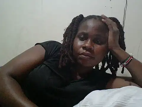 yummyychocolate  online show from 07/22/26, 04:20
