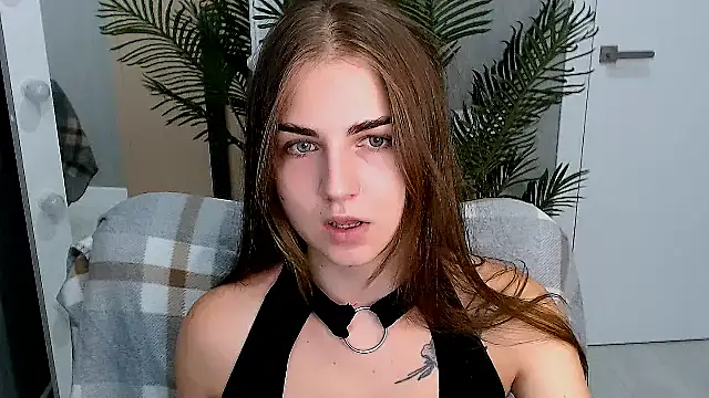 LiluBloom online show from 07/29/26, 05:17