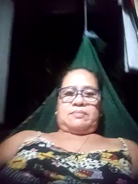 Snapshot of che_merly20 chatting on 07/31/26, 07:55 che merly20 online show from 07/31/26, 07:55