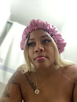 riri brunnete online show from 03/07/25, 12:56