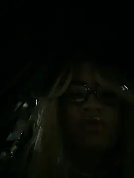 riri brunnete online show from 05/20/26, 04:31