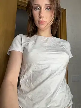LilyLun online show from 07/25/26, 11:38