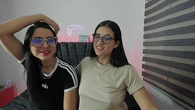 Lisa sophia  online show from 07/26/26, 02:40
